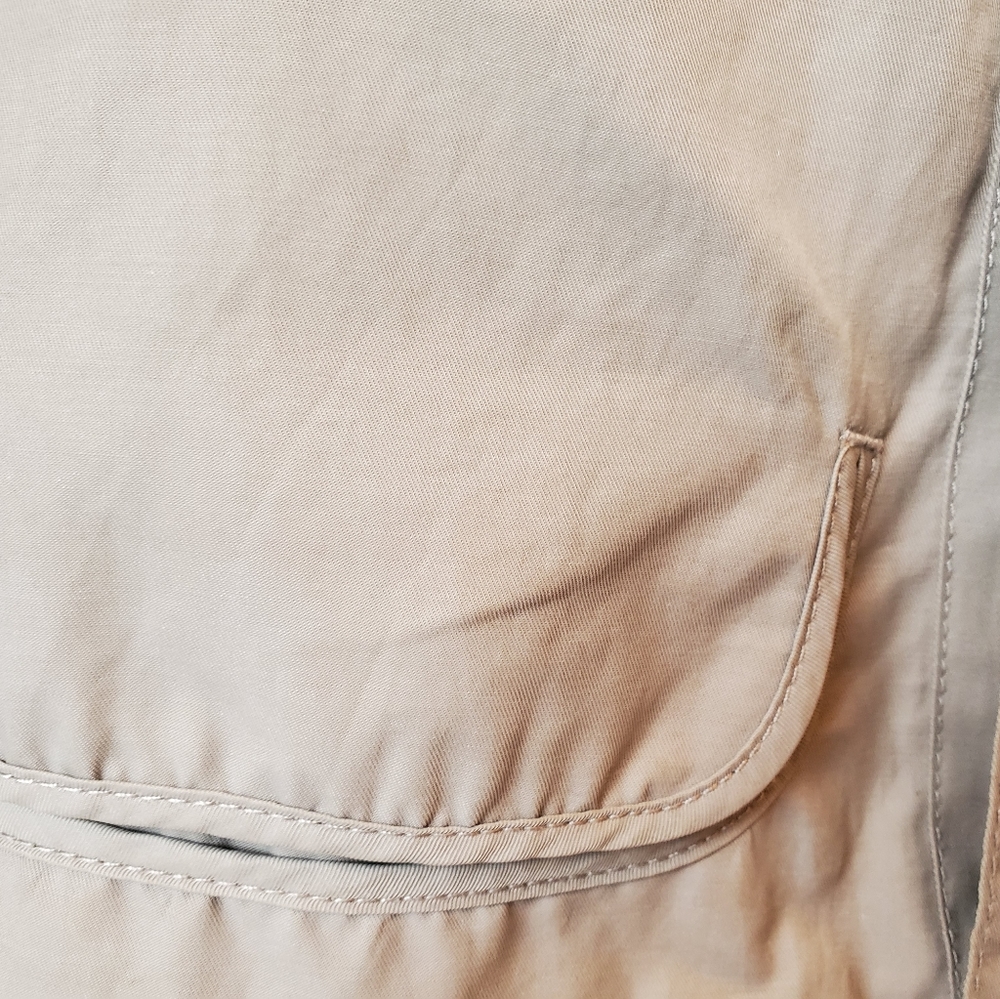 Waterproof/windbreaker jacket - Picture 15 of 15